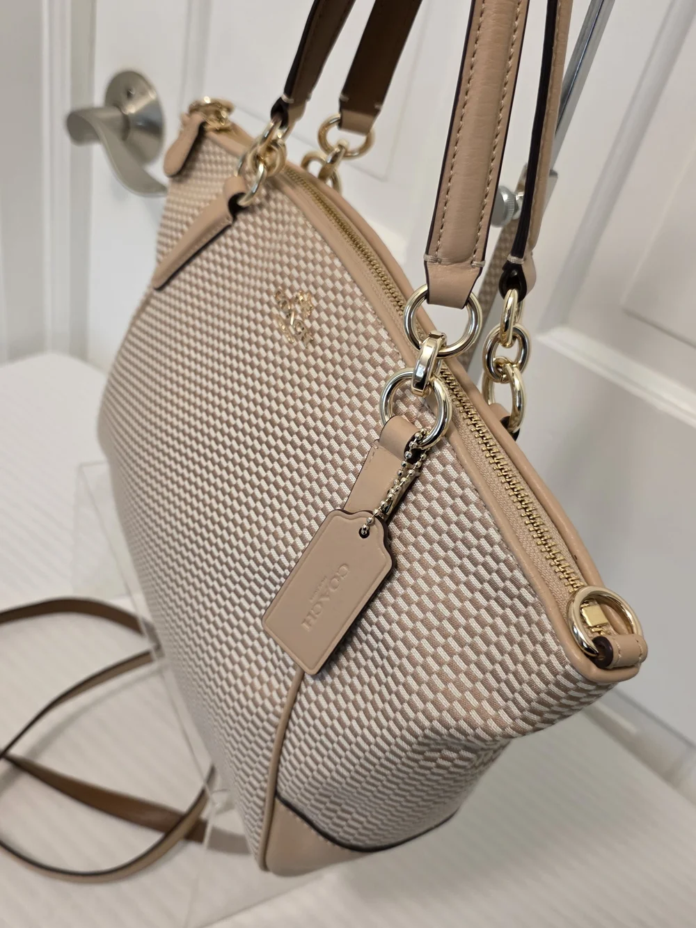 EC Coach Kelsey Beige Jacquard Print Satchel/Crossbody Bag F57244